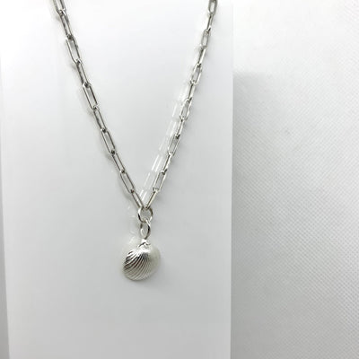 Silver Mini Clam Shell Trace Chain Necklace