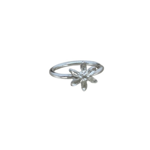 Delicate sterling silver flower ring bespoke exclusive design at SilverBoo Jewellery In Lincolnshire 